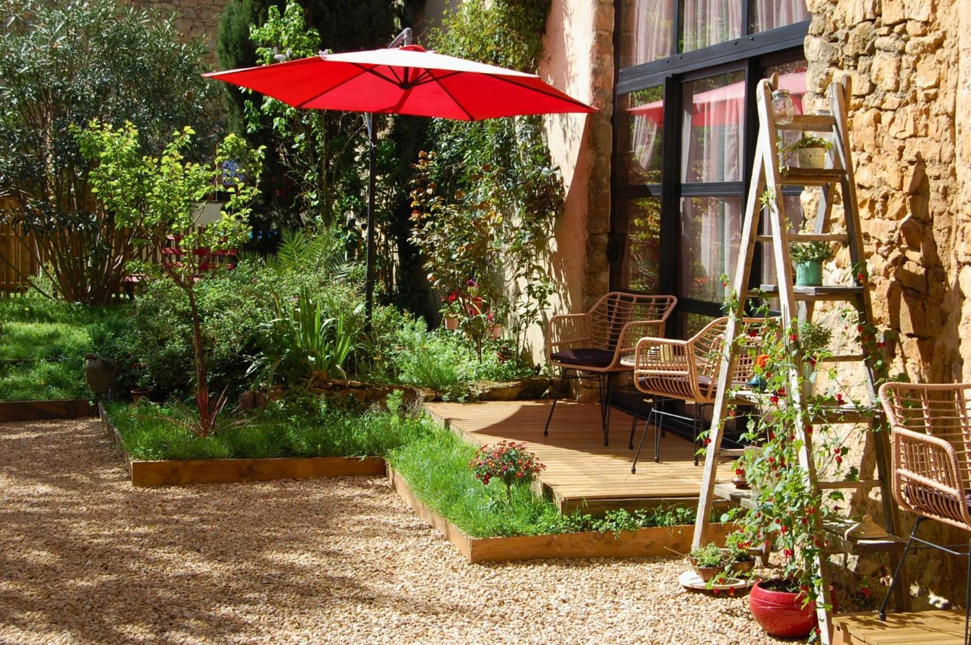 La Bucolique, Chambres Et Jardin D'Hotes Sabran Exteriér fotografie