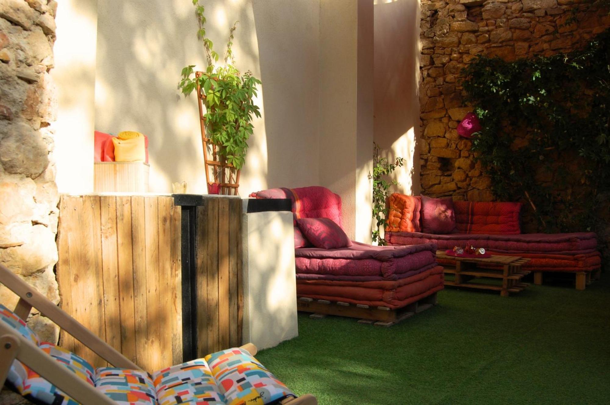 La Bucolique, Chambres Et Jardin D'Hotes Sabran Exteriér fotografie